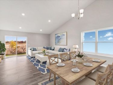 1661 Shasta Drive, Shakopee, MN 55379