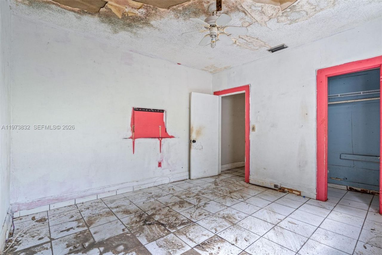 1045 SW 20th Ave , Miami, FL 33135 Photo