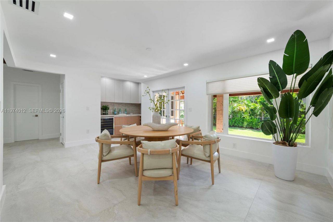 5211 Granada Blvd , Coral Gables, FL 33146 Photo