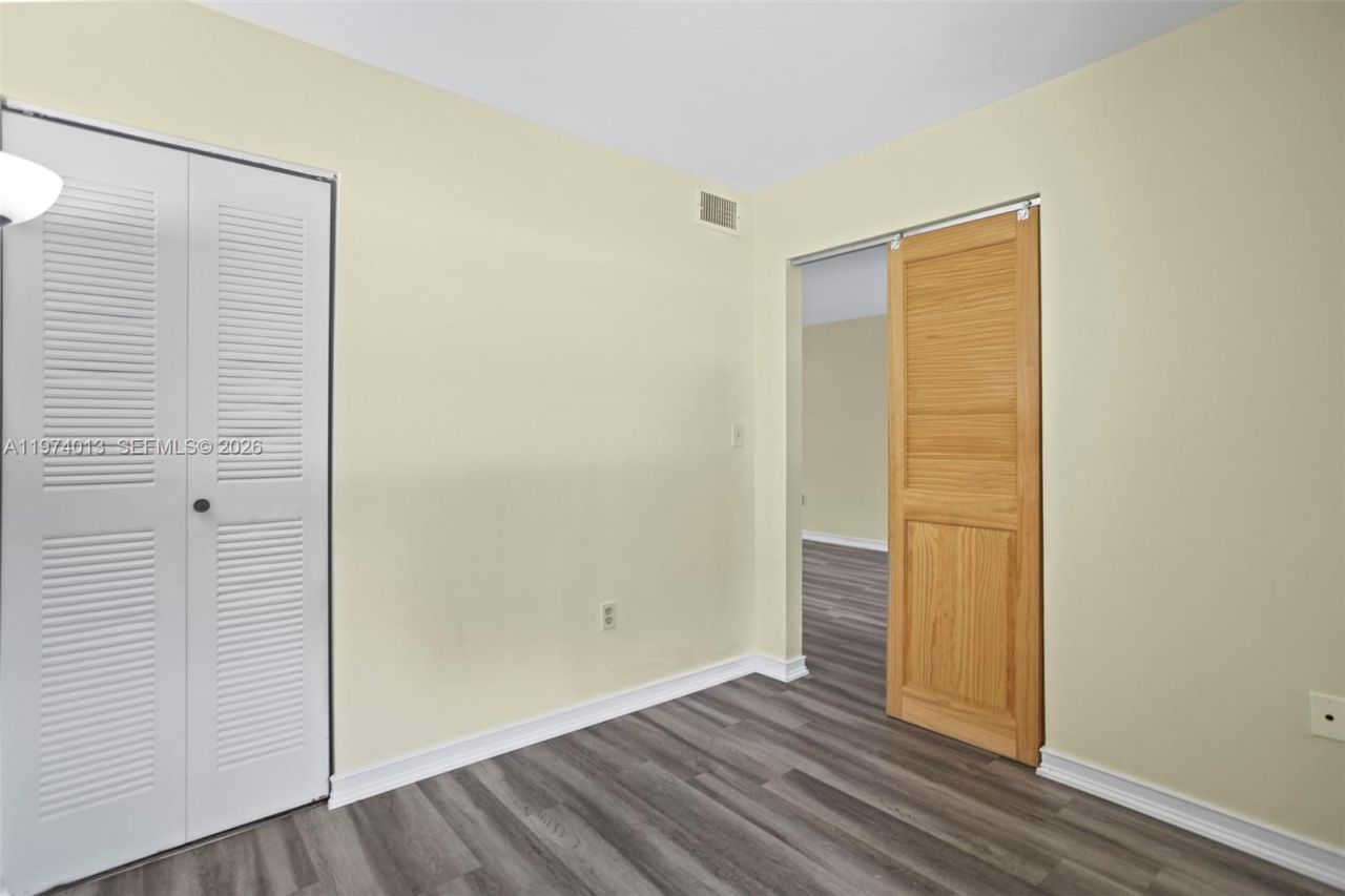 12261 Lake Loop Rd , Cooper City, FL 33330 Photo