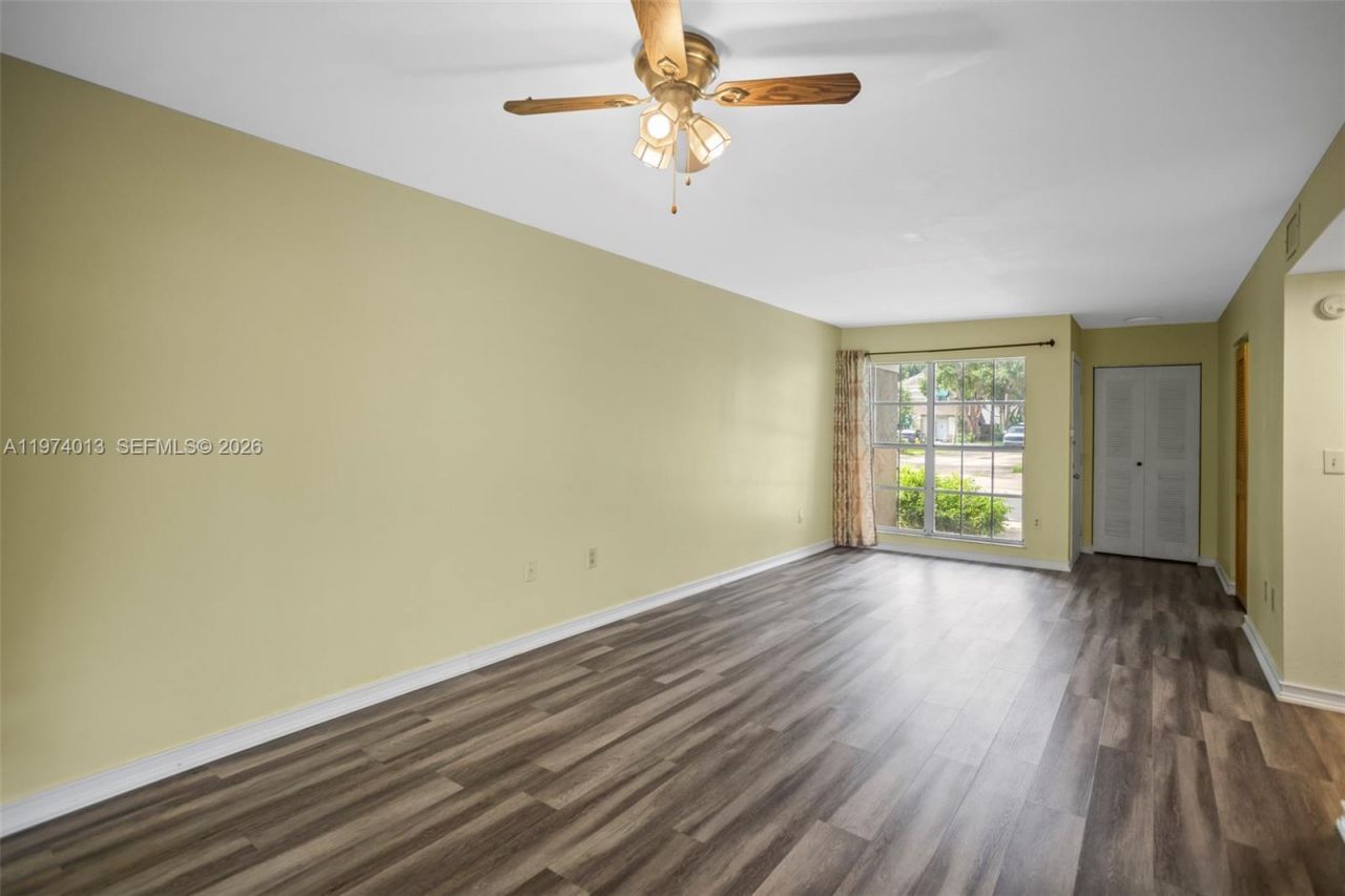 12261 Lake Loop Rd , Cooper City, FL 33330 Photo