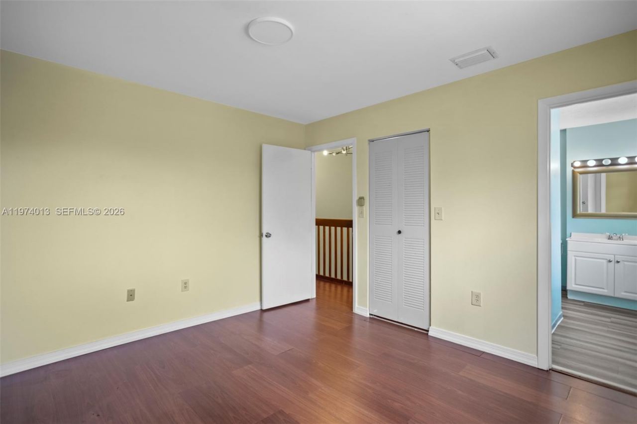 12261 Lake Loop Rd , Cooper City, FL 33330 Photo