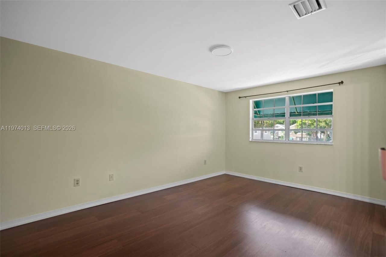 12261 Lake Loop Rd , Cooper City, FL 33330 Photo