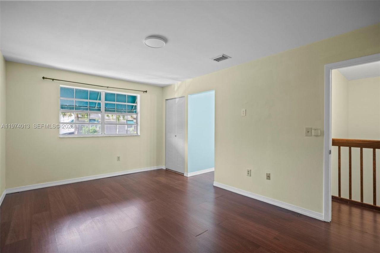 12261 Lake Loop Rd , Cooper City, FL 33330 Photo