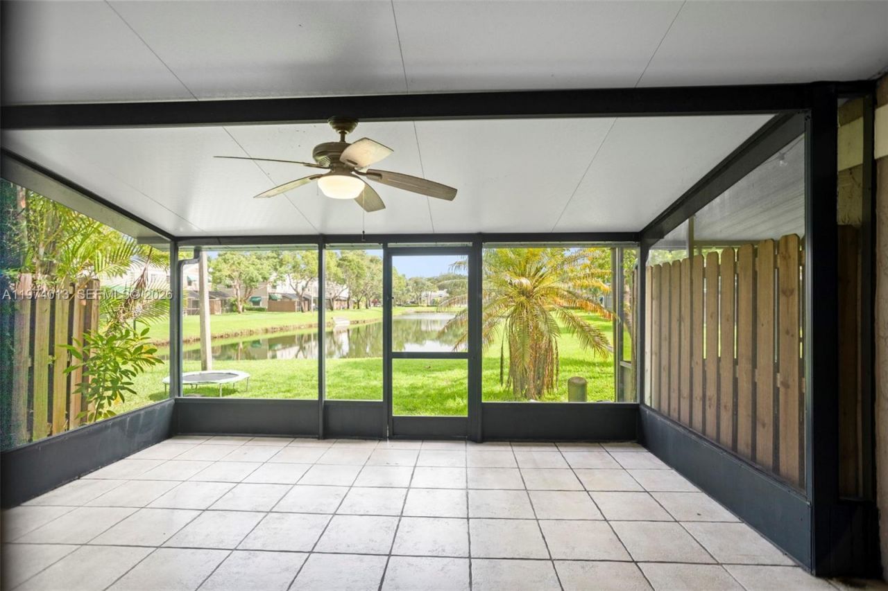 12261 Lake Loop Rd , Cooper City, FL 33330 Photo