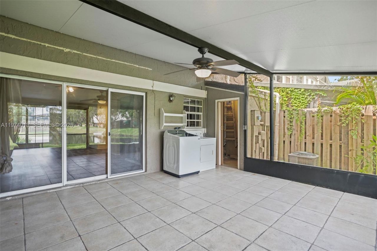 12261 Lake Loop Rd , Cooper City, FL 33330 Photo