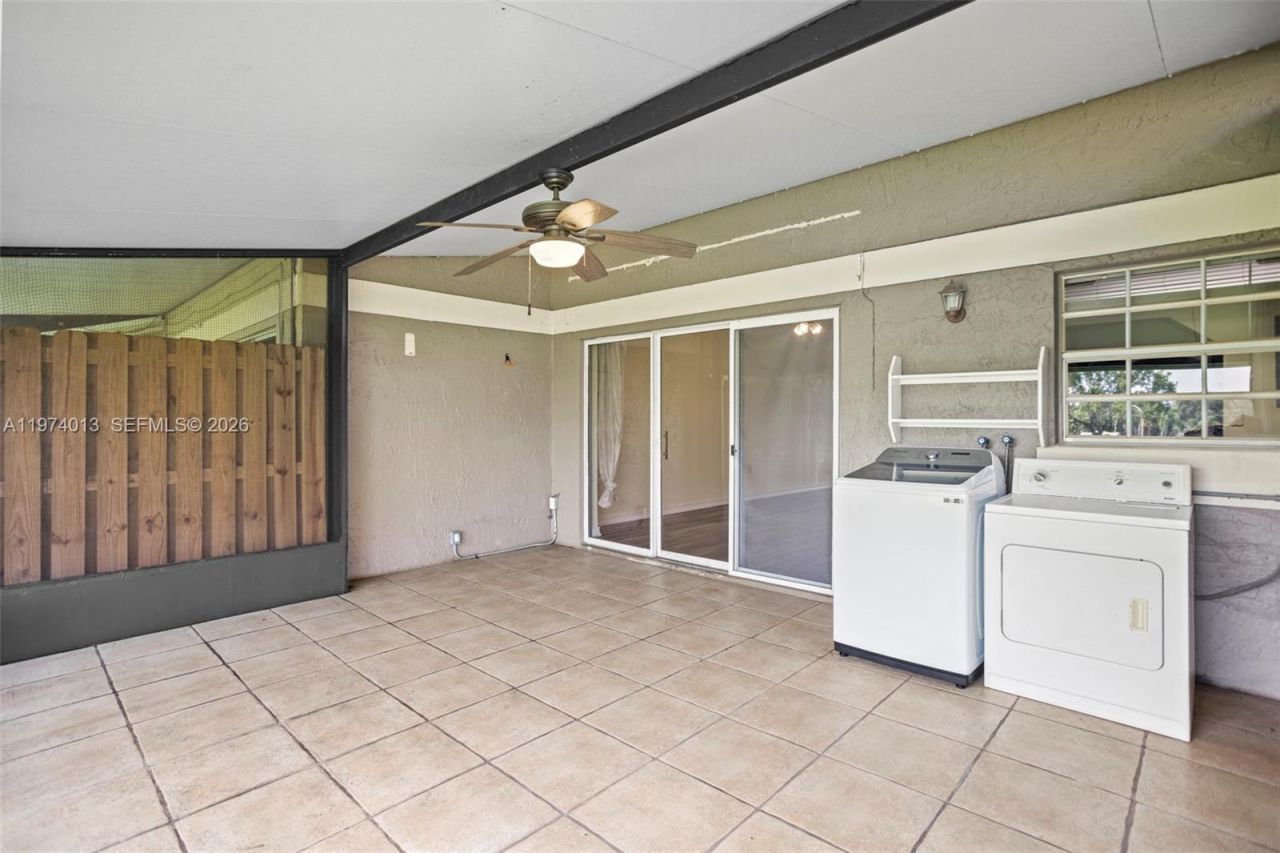 12261 Lake Loop Rd , Cooper City, FL 33330 Photo