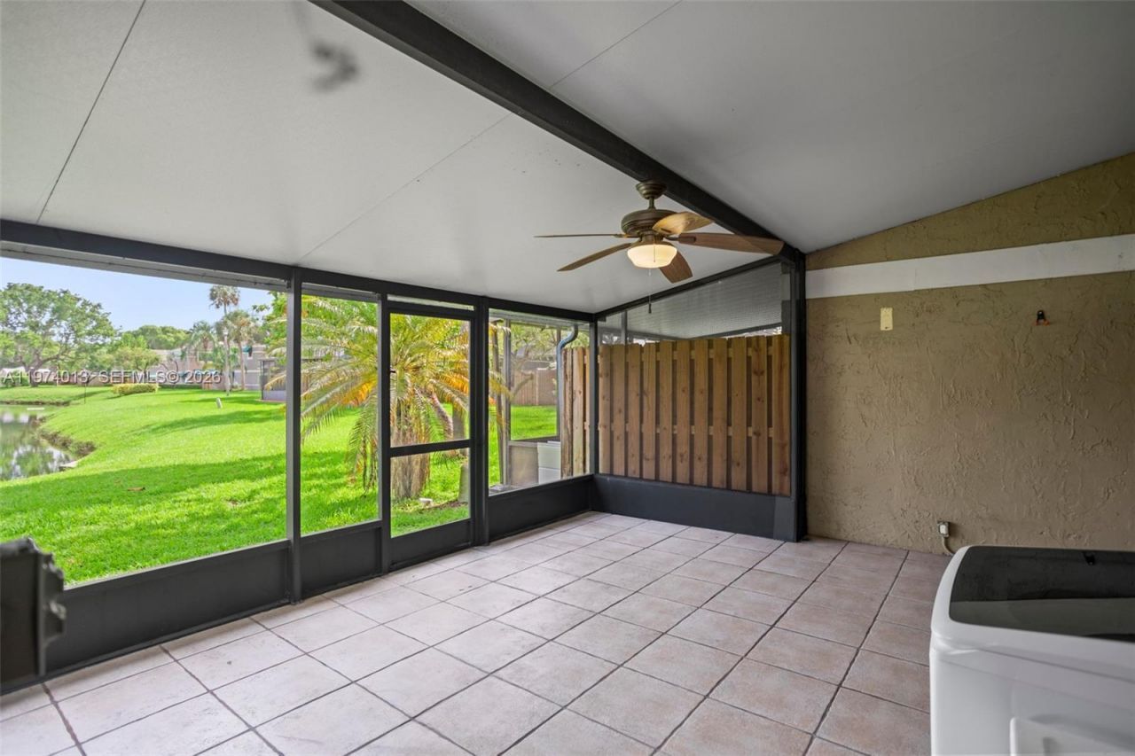 12261 Lake Loop Rd , Cooper City, FL 33330 Photo