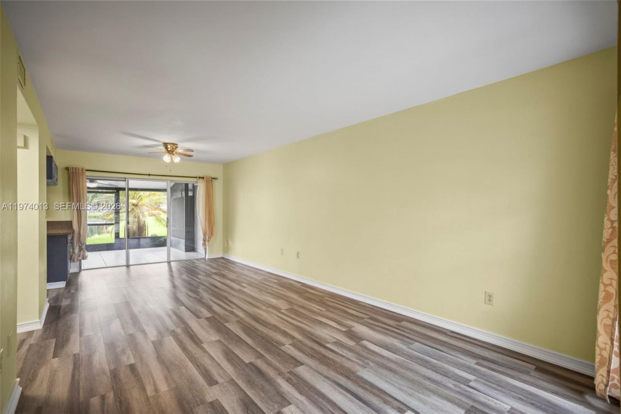 12261 Lake Loop Rd , Cooper City, FL 33330 Photo