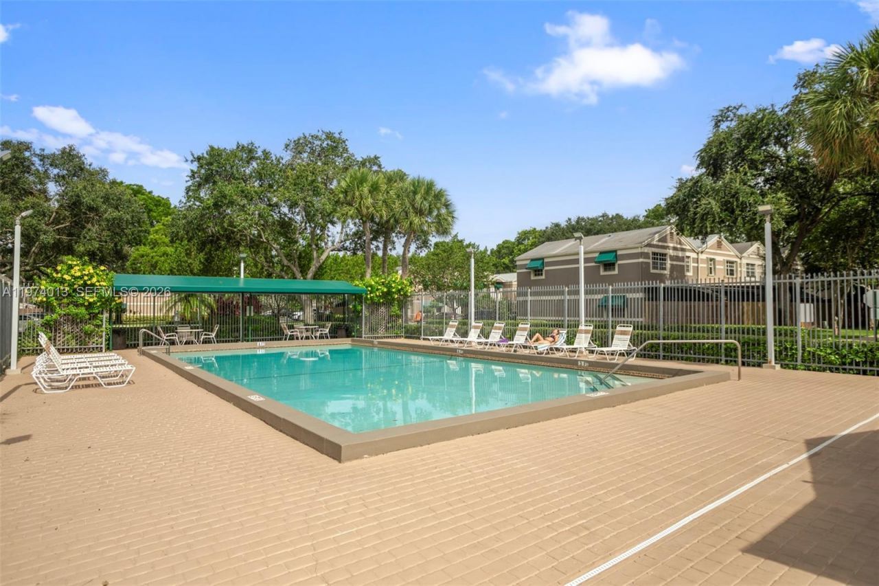 12261 Lake Loop Rd , Cooper City, FL 33330 Photo