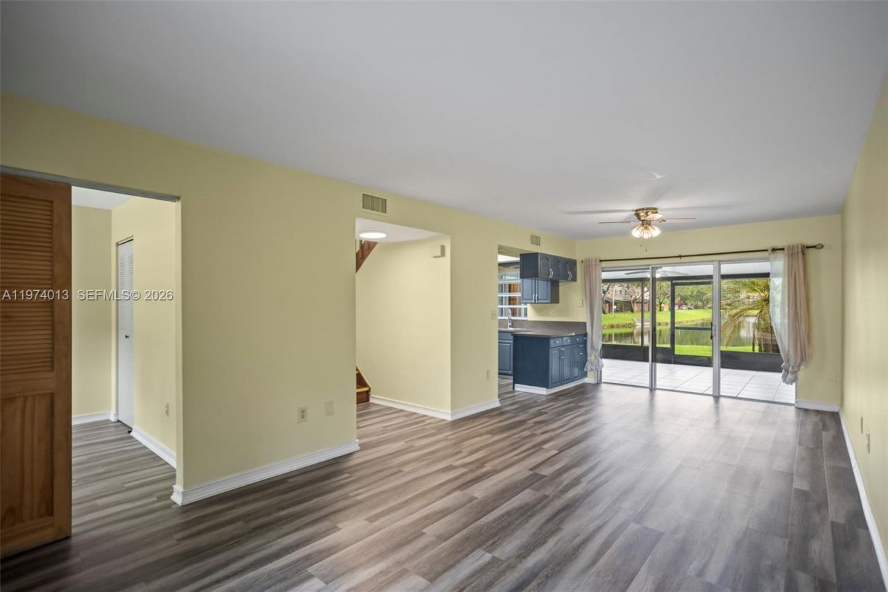 12261 Lake Loop Rd , Cooper City, FL 33330 Photo