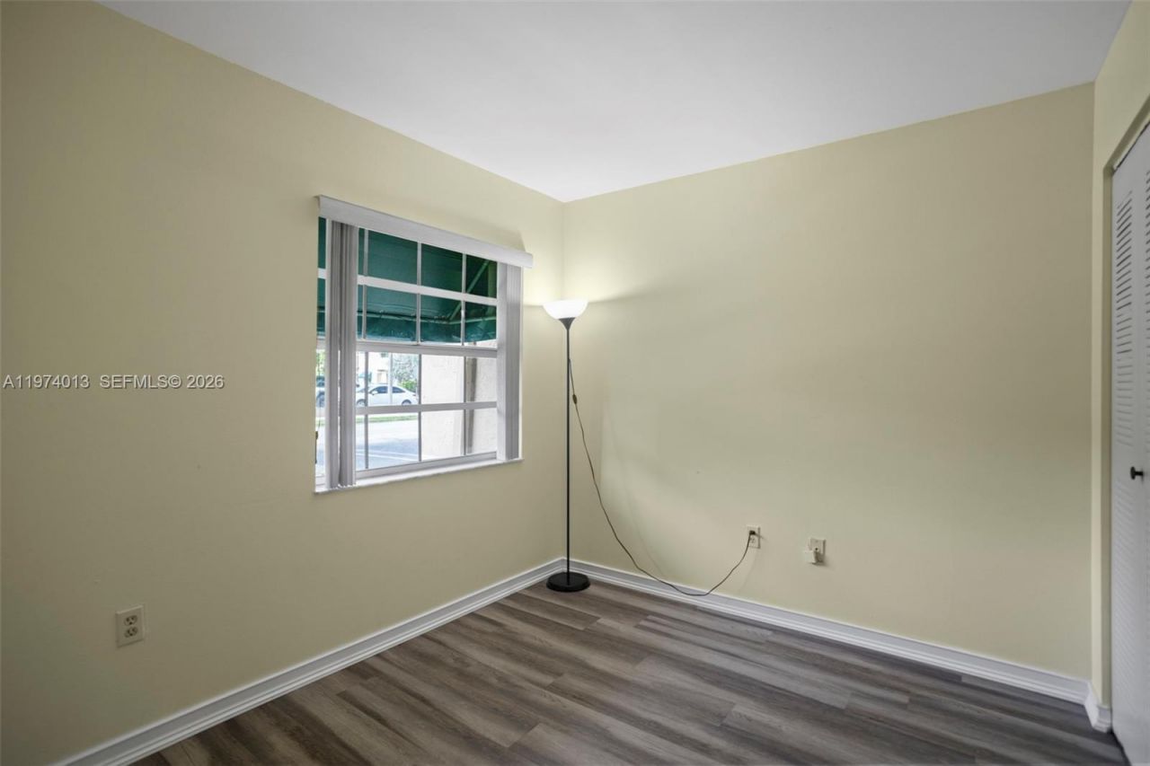 12261 Lake Loop Rd , Cooper City, FL 33330 Photo