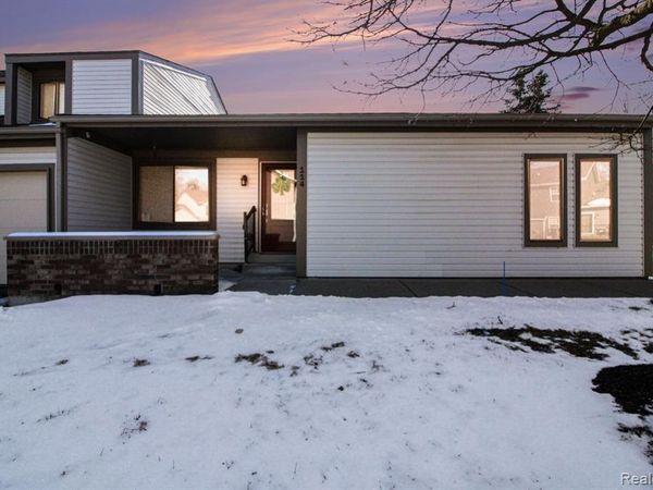 114 Conda Lane, Oxford Twp, MI 48371