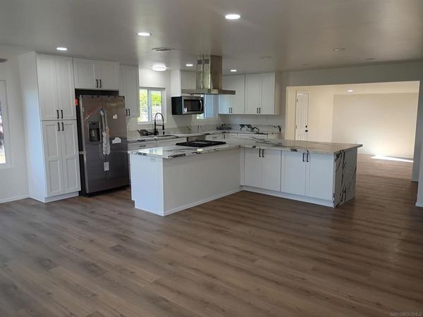 6526 bantam lake circle, San Carlos, CA 92119