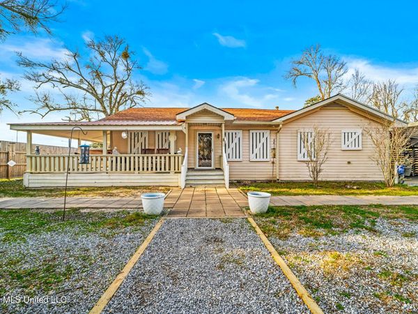 407 E Second Street, Pass Christian, MS 39571