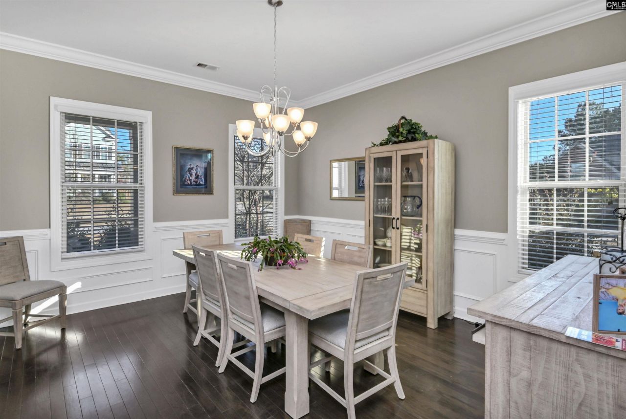 603 Riverdale Court  Photo 10