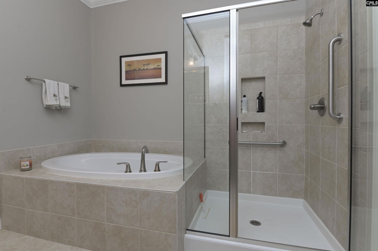 603 Riverdale Court  Photo 26