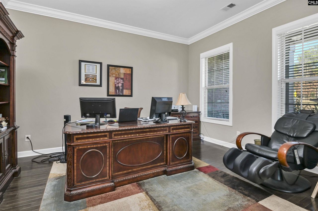 603 Riverdale Court  Photo 6