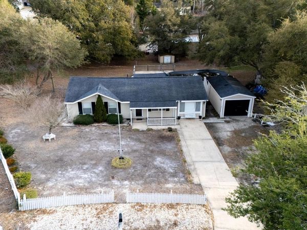 139 Pine Court, Hubert, NC 28539