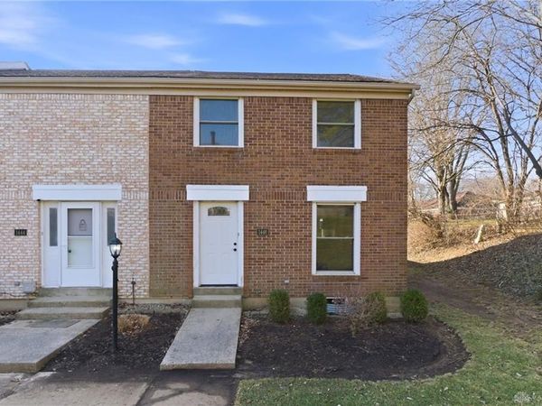 1446 Long Island Court, Beavercreek, OH 45434