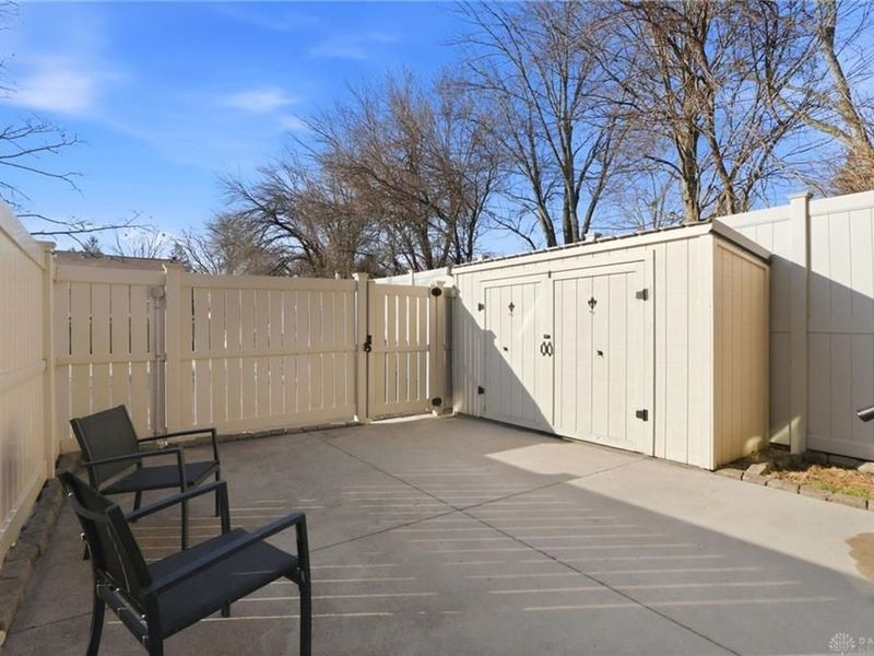 1446 Long Island Court, Beavercreek, OH 45434 Photo 28