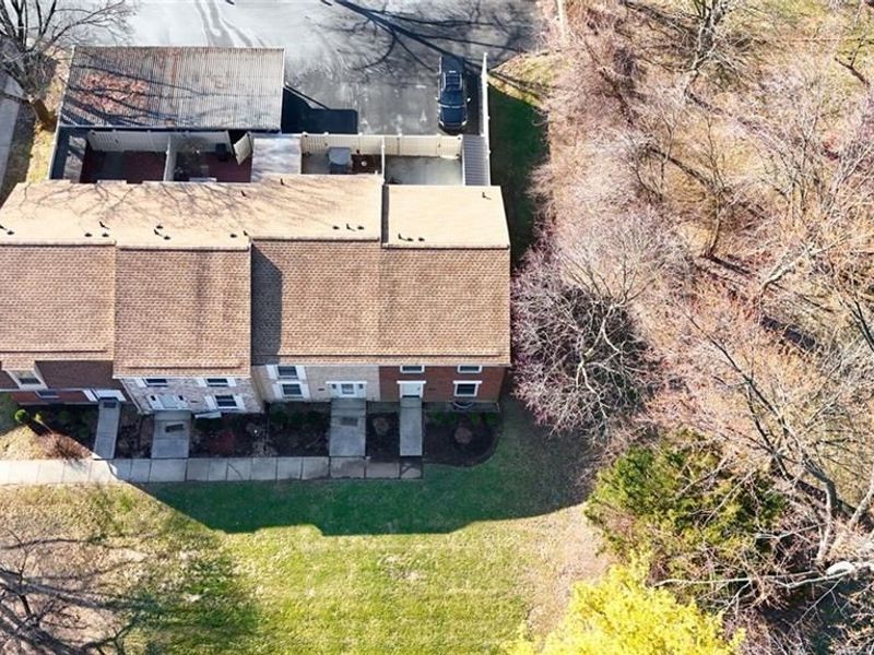 1446 Long Island Court, Beavercreek, OH 45434 Photo 32