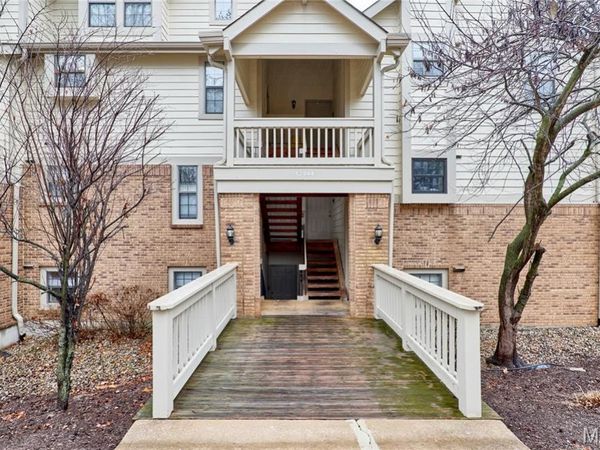 12944 Bryce Canyon Drive, Unit #B, Maryland Heights, MO 63043