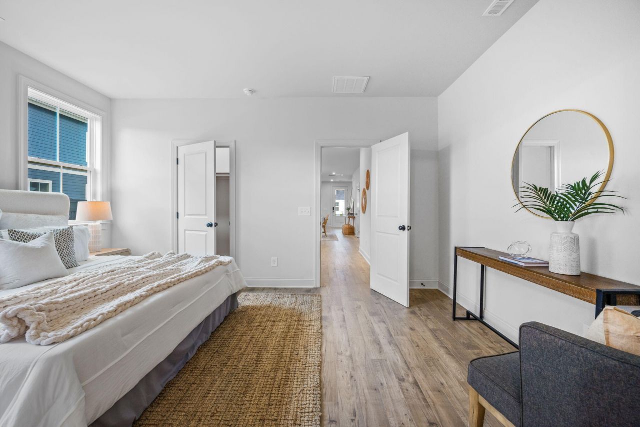 785 Blueway Avenue Photo 25