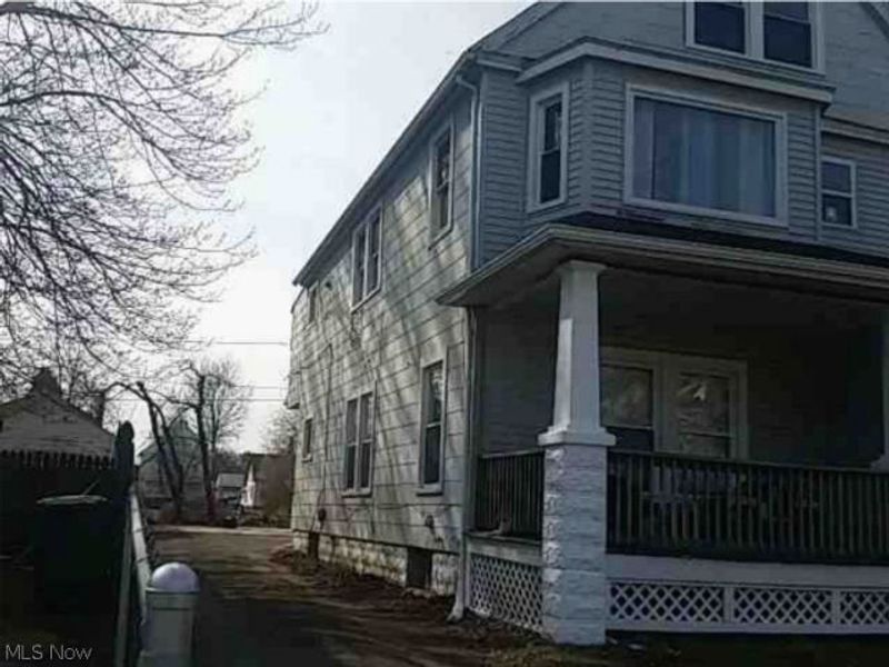 434 9th Street, Elyria, OH 44035 Photo 3