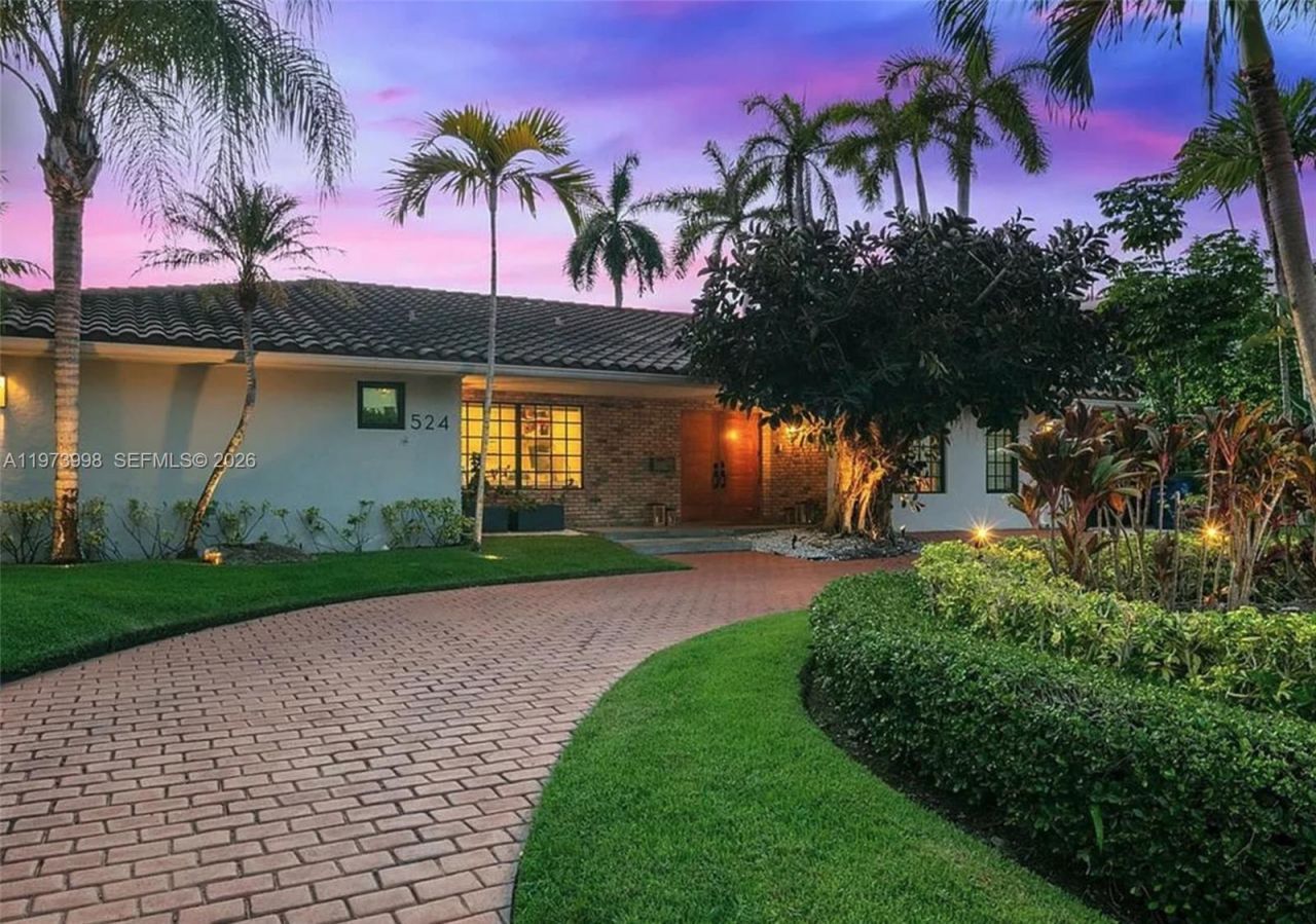 524 Oleander Dr, Hallandale Beach, FL 33009 Photo