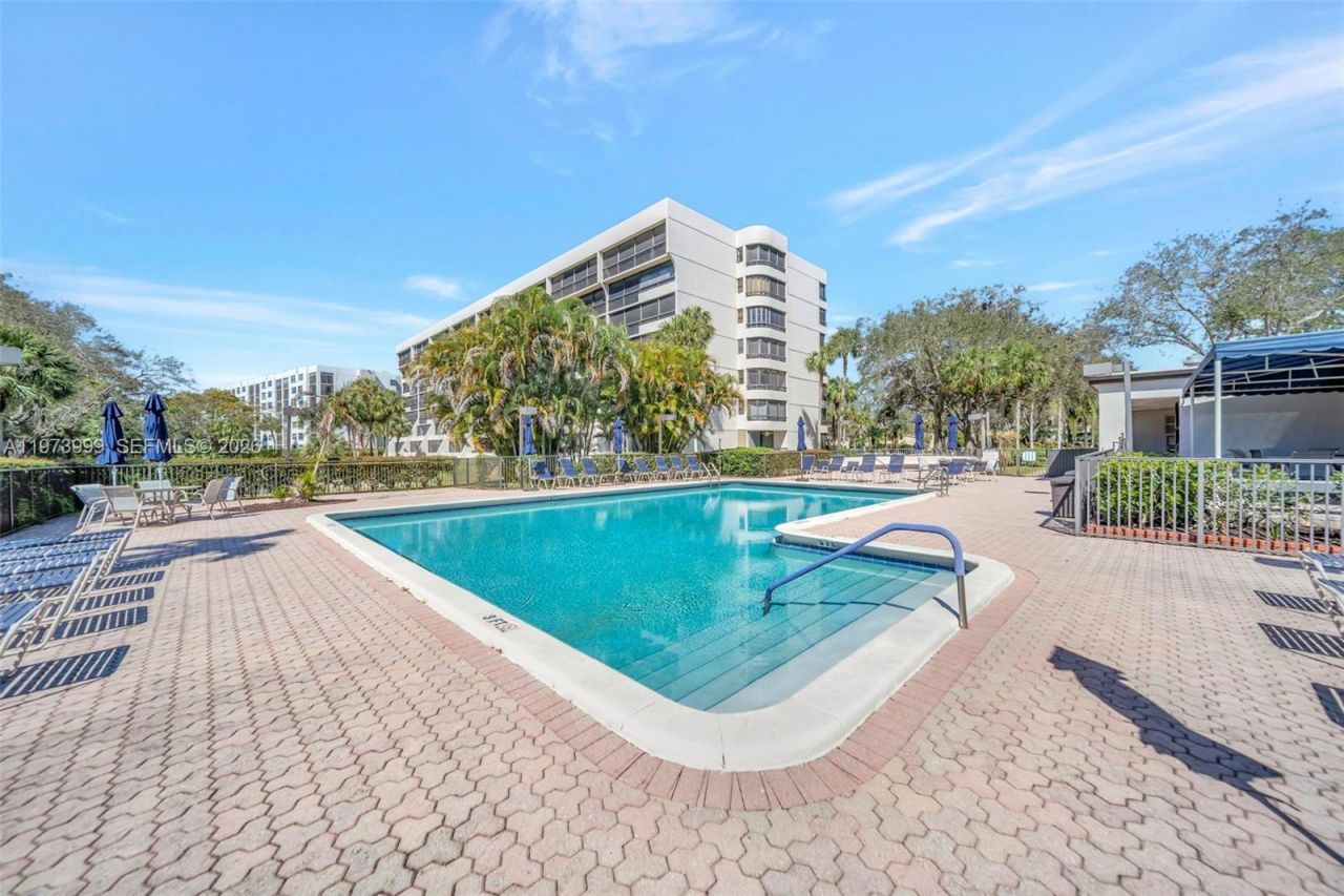6620 Boca Del Mar Dr, Unit 502, Boca Raton, FL 33433 Photo
