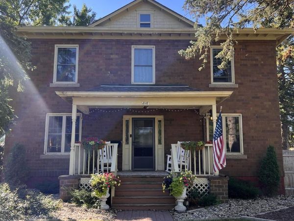 816 2ND AVENUE SE, Watertown, SD 57201