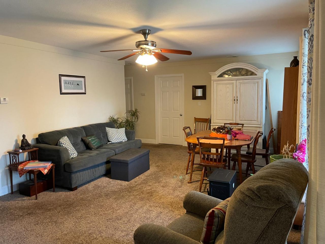 2704 Aramon Dr, Rancho Cordova, CA 95670 Photo