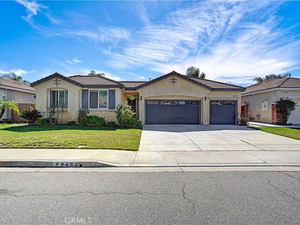 29433 Lake Hills, Menifee, CA 92585