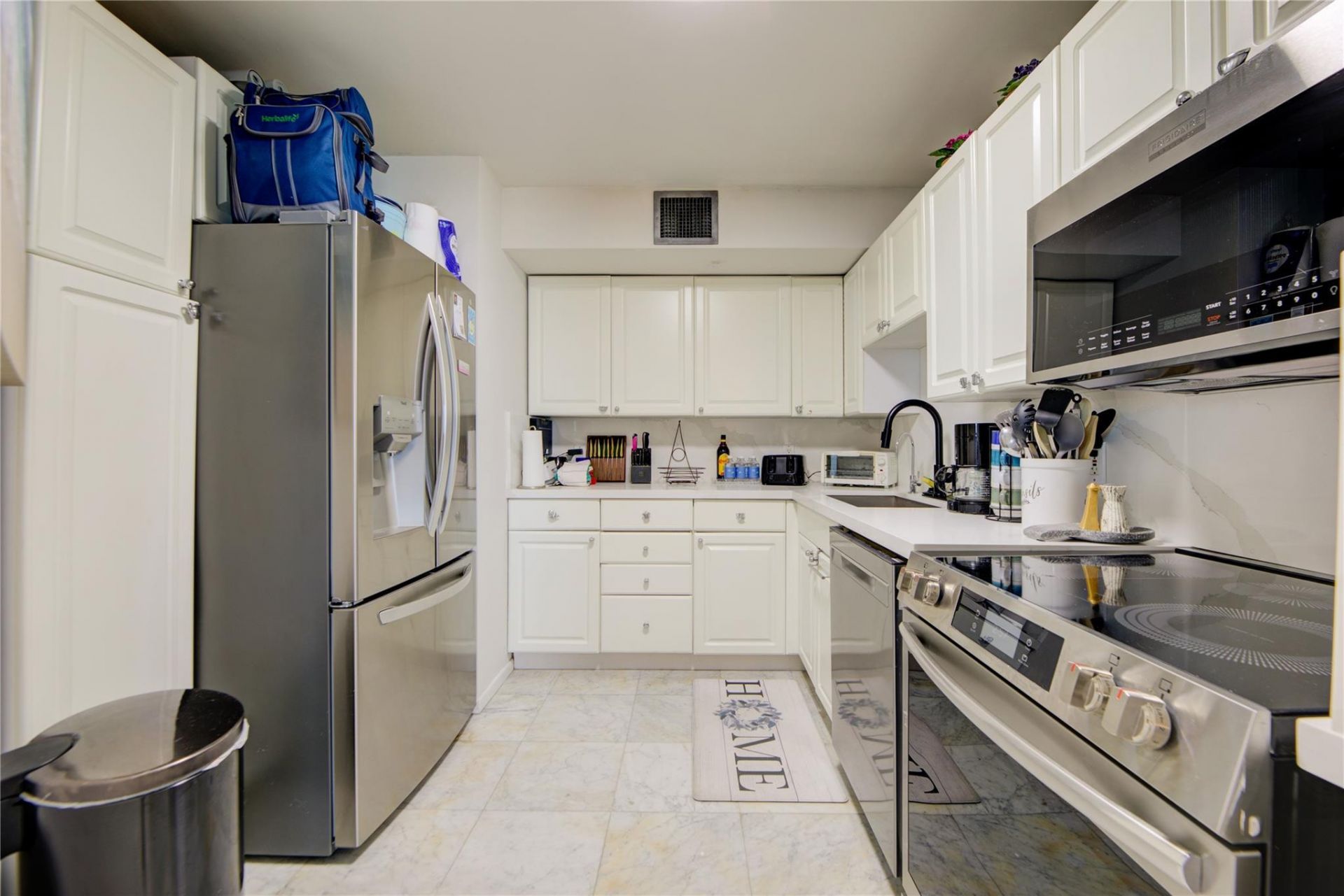 1 Las Olas Circle, Unit 1117, Fort Lauderdale, FL 33316 Photo