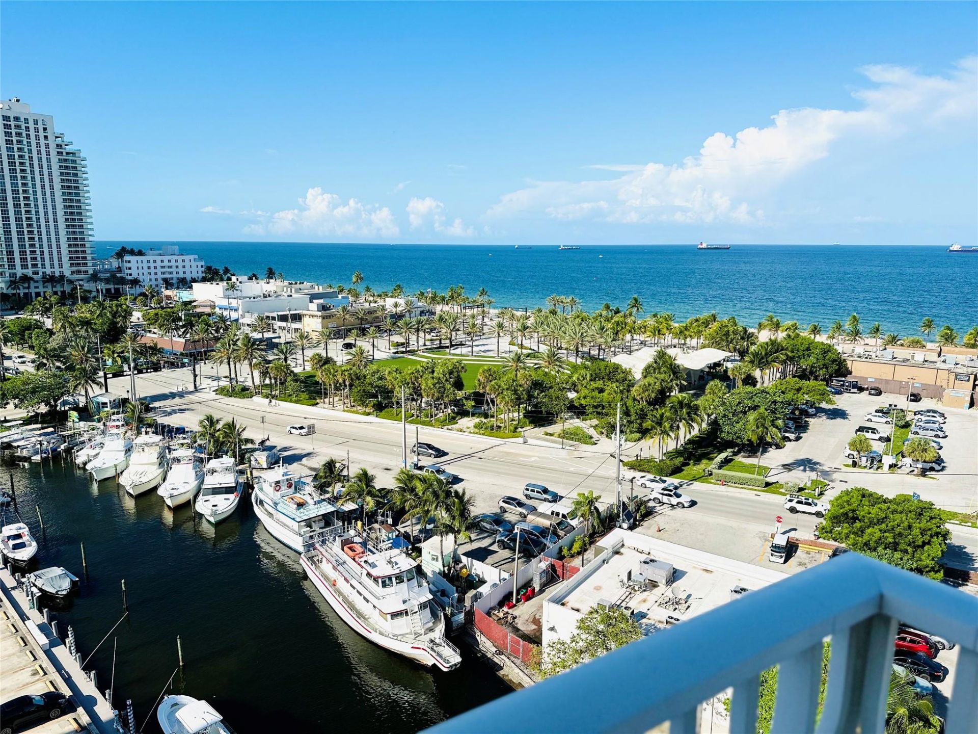 1 Las Olas Circle, Unit 1117, Fort Lauderdale, FL 33316 Photo