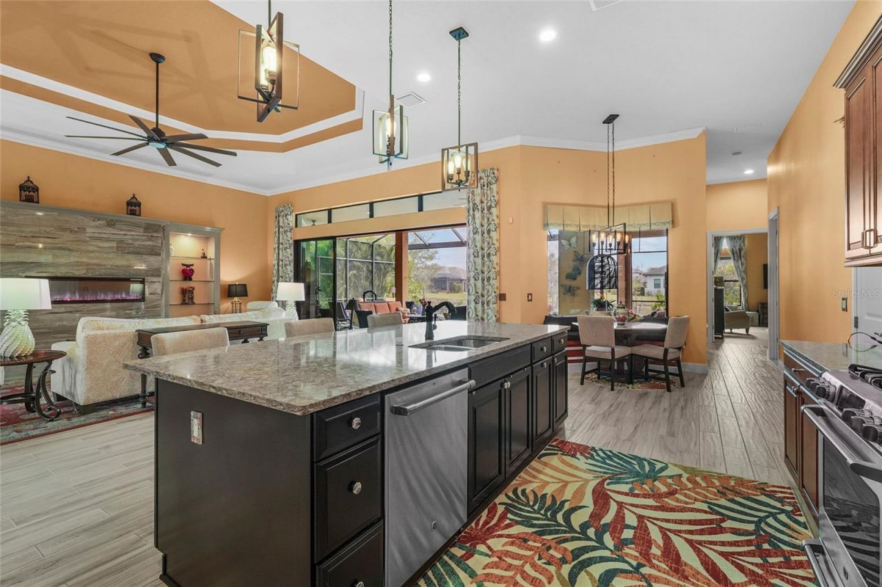 12012 Legacy Estates Boulevard, Sarasota, FL 34238 Photo