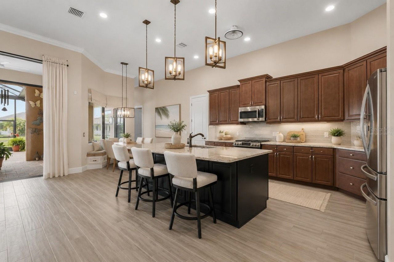12012 Legacy Estates Boulevard, Sarasota, FL 34238 Photo