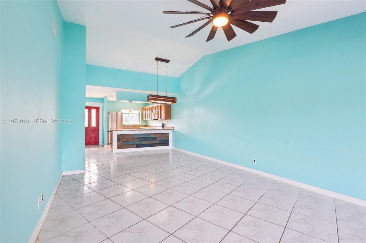 653 Banks Rd , Margate, FL 33063 Photo