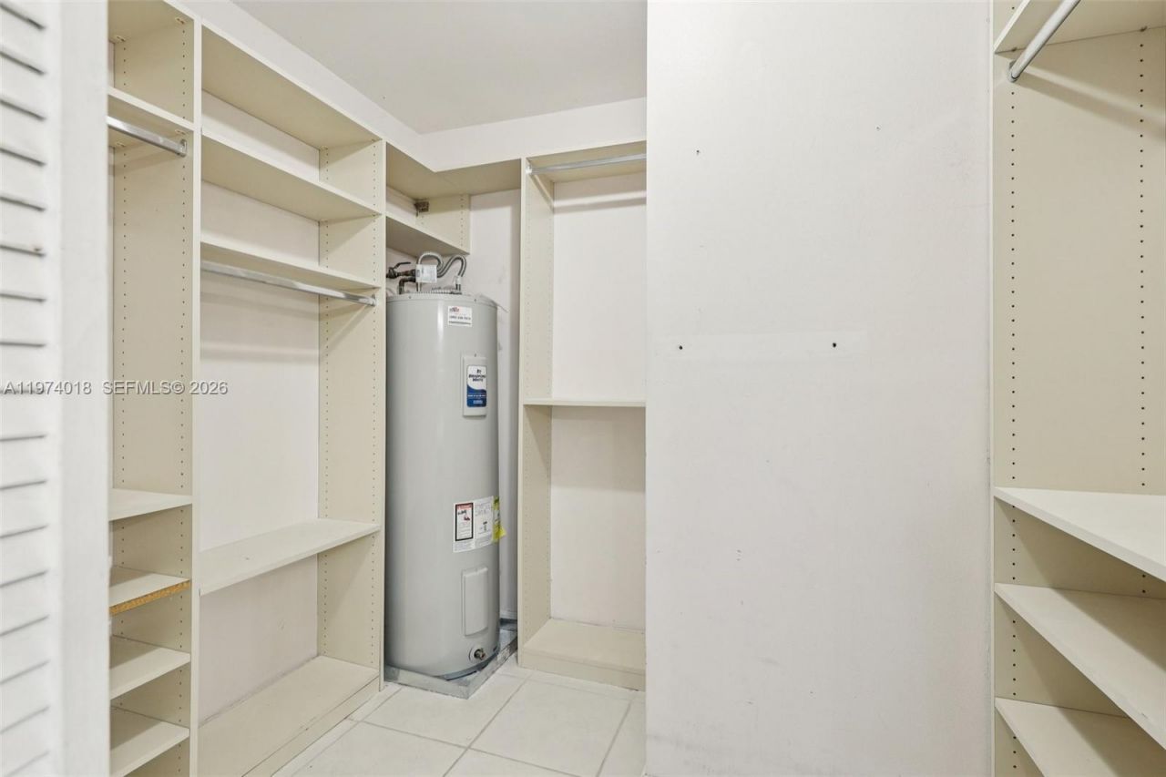 653 Banks Rd , Margate, FL 33063 Photo