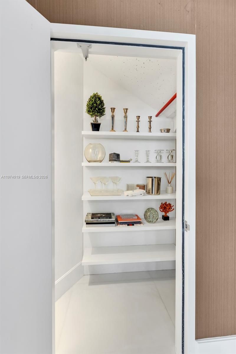 18555 Collins Ave , Unit 4605, Sunny Isles Beach, FL 33160 Photo