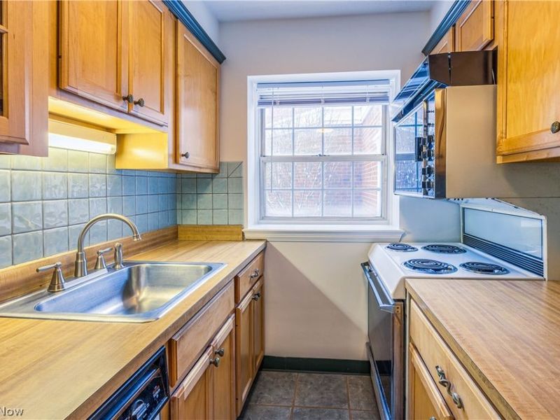 19436 Van Aken Boulevard, Unit 105, Shaker Heights, OH 44122 Photo 11