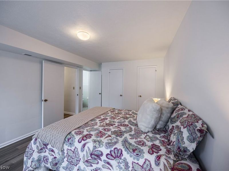 19436 Van Aken Boulevard, Unit 105, Shaker Heights, OH 44122 Photo 15