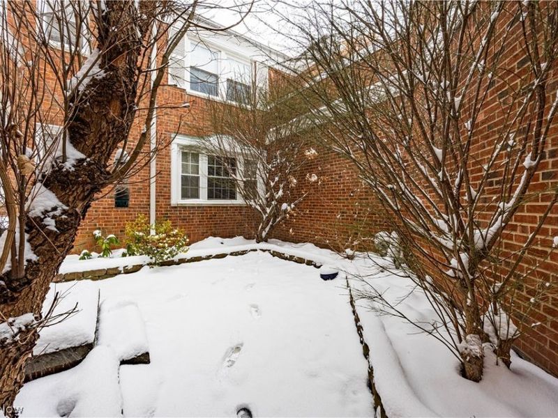 19436 Van Aken Boulevard, Unit 105, Shaker Heights, OH 44122 Photo 27