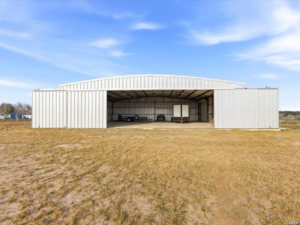 101 Gallant Fox, Sandia, TX 78383