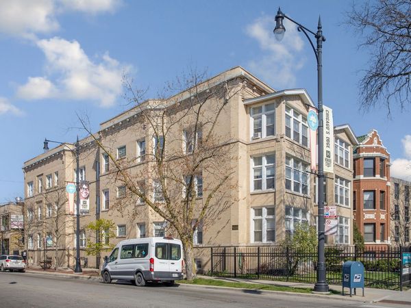 7600 N Sheridan Road , Unit 107, Chicago, IL 60626