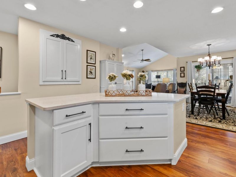 448 Crossings Drive , Westerville, OH 43082 Photo 9