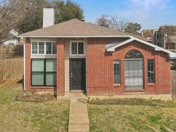 1527 Charleston Cove, Mesquite, TX 75149