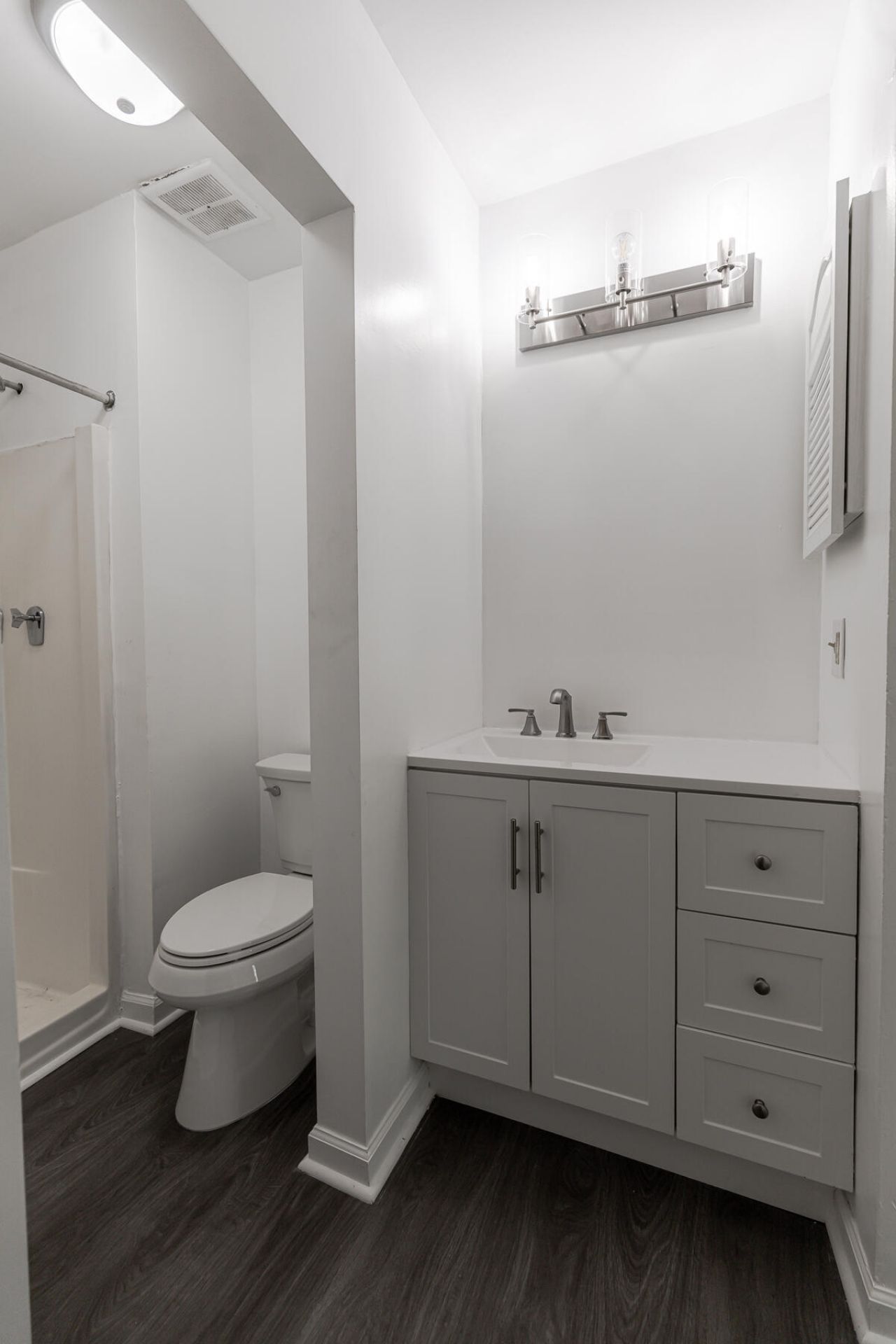 1402 Camp Road Photo 43