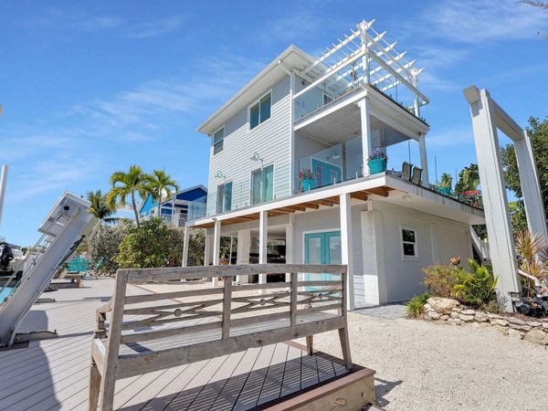 27372 W Indies Drive, Ramrod, FL 33042